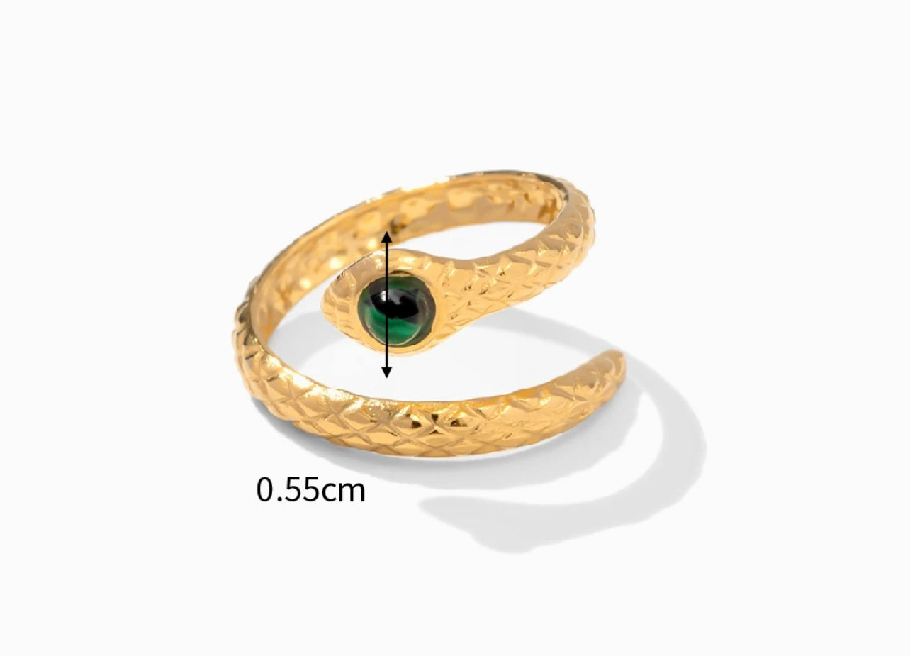 Natural Crystal Ring Variants: 18k Gold Plated